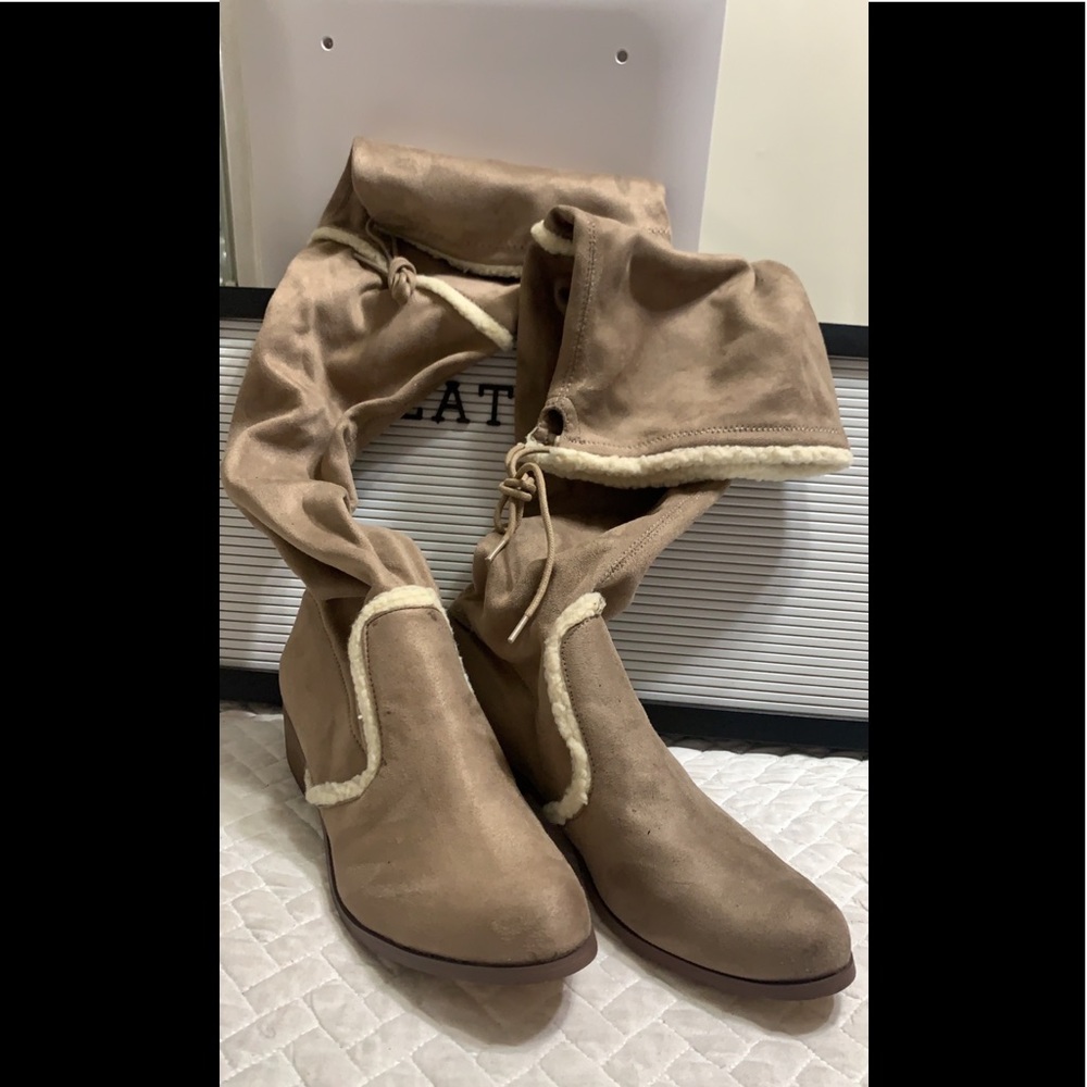 Brand New over the knee suede boots by Charles David - Picture 5 of 7